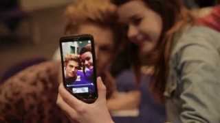 The Vamps meet and greet 2000 fans in Glasgow