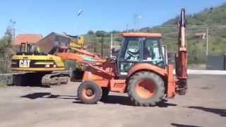 Экскаватор- погрузчик Hitachi FB100