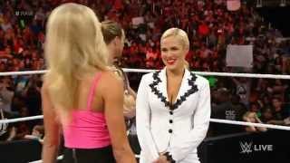 WWE - Never break up a Girl fight