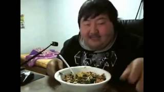 Fat men tricks. Приколы с толстяками