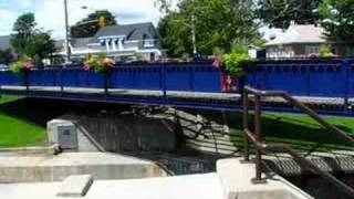 Bobcaygeon: The swing bridge opens