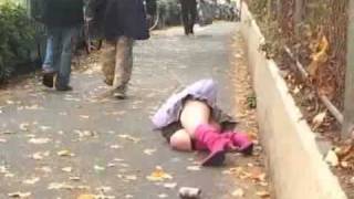 'Drunk' Japanese girl on the street