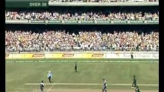Ricky Ponting 115 vs WORLD XI - Tsunami Match MCG 2004/05