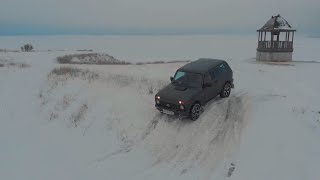 Нива урбан сток на снегу