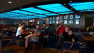 Neo-Hippie-Interventionistische-Anti-Internet-Peripherie-Welttournee-Roadshow, Day 4