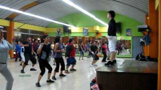 bailando Donny Garcia"la caderona"