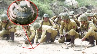 共軍設下地雷陣埋伏！日軍派工兵排雷，卻不知共軍埋的是子母雷，一挖就炸！ ️ 抗日