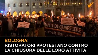 Bologna: ristoratori protestano contro la chiusura delle loro attività