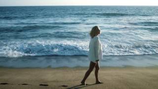 La Mer Blue Heart - Elsa Pataky