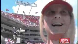 Army wife shocked by hubby at Bucs game