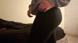 ASMR 20 Minute Legging Sratching/Pulling, Soft Fabric Sounds, 3 Different Pairs,headphones recommend
