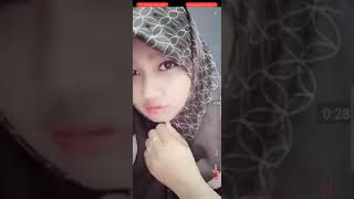 Bigo jilbab mau benerin malah kebuka dikit