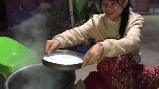 น้องเกงพองทำข้าวซอยน้อยไห้ญาติๆกิน