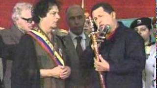 CHAVEZ REGALA A KADAFI ESPADA DE BOLÍVAR SWORD SEP. 2009 معمر القذافي GADAFFI KHADAFI