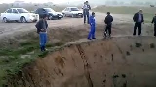 Documentary - ANCIENT MAN MADE TUNNELS - Underground Civilizations