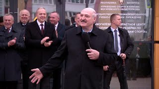 Лукашенко ответил на признание в любви: Напишут — новая любовница!