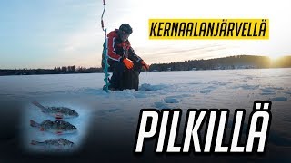 Kernaalanjärvellä pilkillä