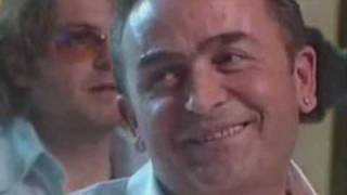 Gonidis Mia agapi den teleiwnei (o kalyteros amanes)
