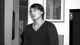 Галерея уральской литературы - свои стихи читает Роман Япишин
