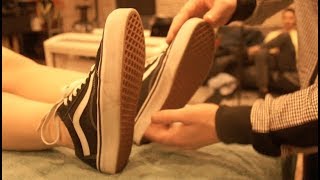 Pasc ASMR: Vans Tapping & Foot Massage