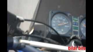 moto suzuki 700 dr 160 km/h