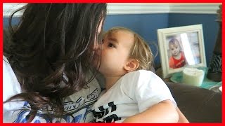 BABY LEARNS ESKIMO KISS! | Sam & Nia