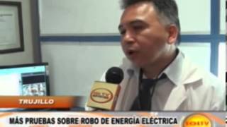 Trabajadores roban luz