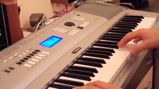 Yamaha Portable Piano DGX 230