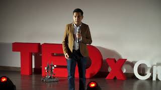 De lo digital al mundo real | Francisco Vega Acosta | TEDxCiudadVictoria