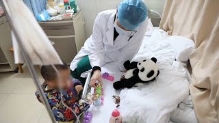 Coronavirus fight: 2-year-old child and his 28 "nurse mothers"