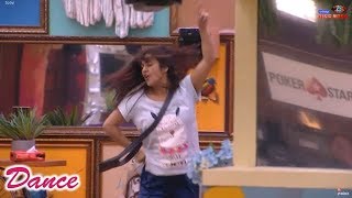 Bigg Boss 13 : Morning Dance Of Contestants On "Dil Wali Gal Vich"  Song !!