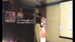 BG-T (Théa 6 ans) sur scène dans un Camping  - Vidéo 1 -