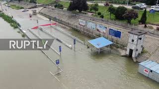 China: Huai river overflows, flooding entire neighbourhoods in Huainan city