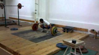 Armen kazaryan's snatch training, 140kg on the bar