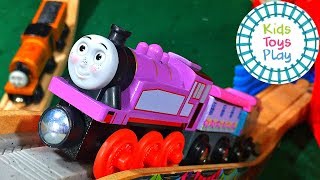 Thomas and Friends Wooden Railway Liam Track Build