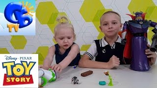 История игрушек играем Баз Лайтер и Зург яйца Киндер Хелоу Китти open eggs Kinder Hello Kitty