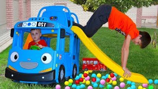 Max and Nikita with Bus Slide