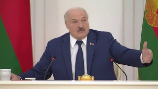 Лукашенко: Мужики, это вы очень рискуете! Выезжаю на вторую кольцевую дорогу...