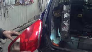 как снять задний фонарь на TOYOTA RAV4