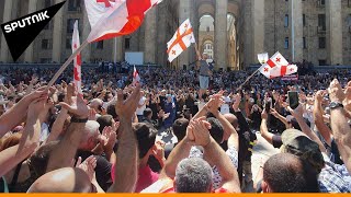 ლგბტ თემის მოწინააღმდეგეები ქუჩაში გამოვიდნენ - სიტუაცია დაძაბულია