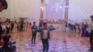 Ekiz qardaslar 115 770 izləndi