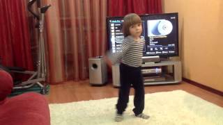 Братюня отжигает под dubstep