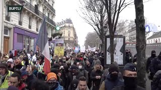 LIVE: Yellow Vests march through Paris to protest against 'vaccination pass' and other govt policies