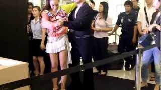 Katreeya English : Buy With Confidence [13-3-13] - (1/2)