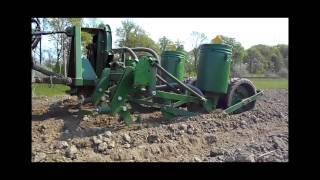 Сев кукурузы Трактор DF-250 Сеялка СПЧ-4М  2014 год апрель
