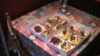 Smørrebrød - tanskalaisen voileivän filosofiaa