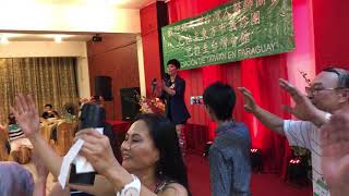 慈善歌后詹雅雯，演唱歌曲「今年會好過」