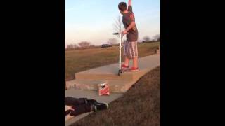 Kid faking broken leg mom kicks him