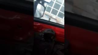 Как открыть дверь на вольво внл (FH).Заклинил замок двери.