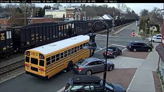 Hit & Run with School Bus (Bump & Go!)